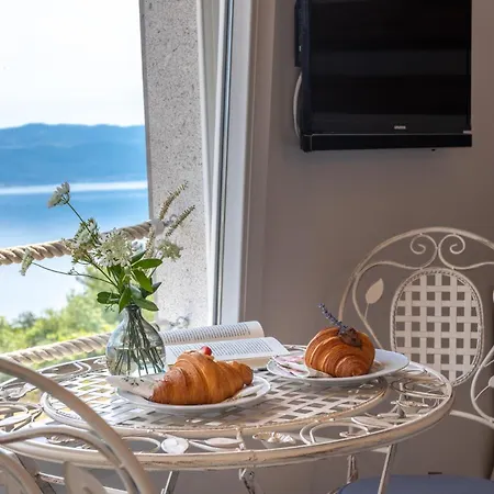 Mare Villa